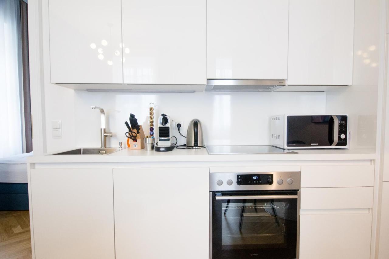 Studio Apartments Opera - Mai'S Apartments Вена Экстерьер фото